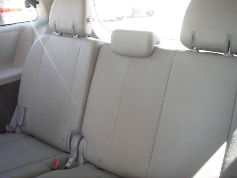 2015 Toyota Sienna