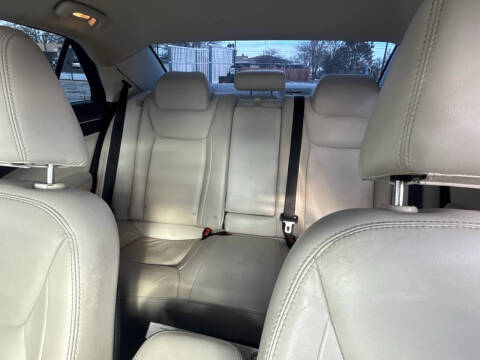 2015 Chrysler 300 Limited