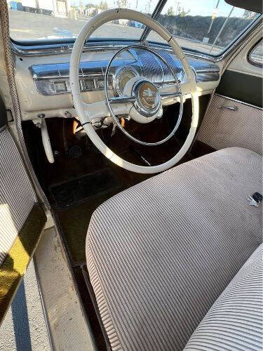 1948 Ford Super Deluxe