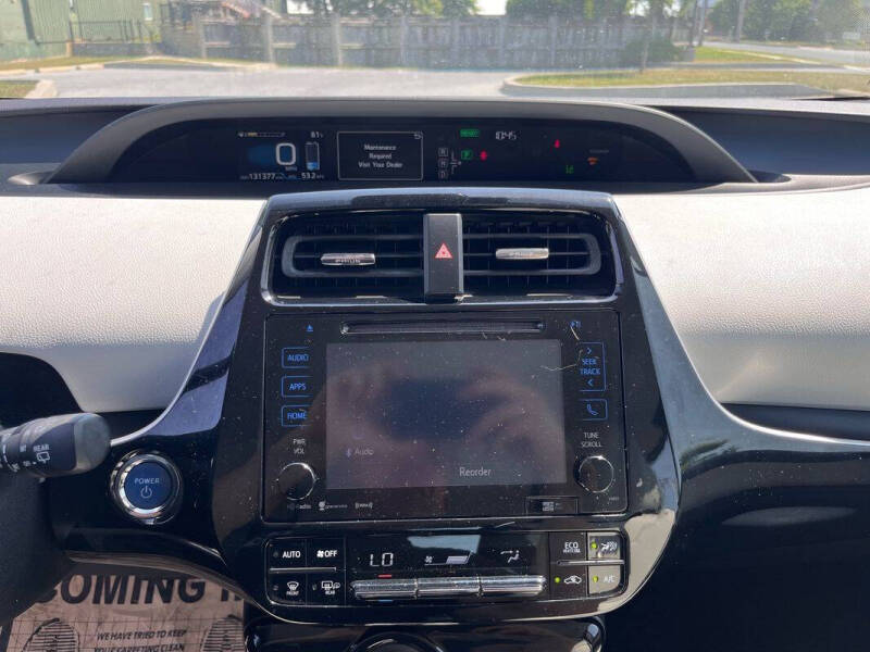 2016 Toyota Prius Three Touring
