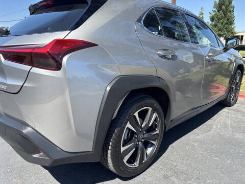 2020 Lexus UX 200