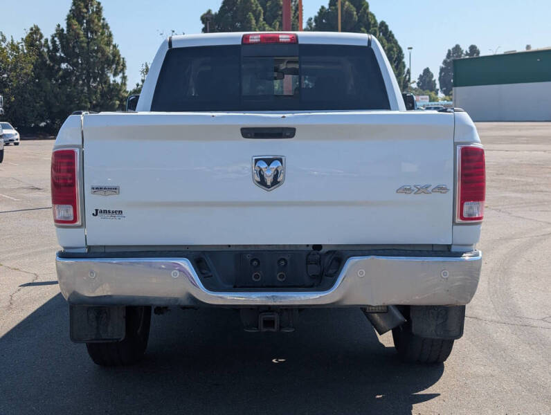 2016 RAM 2500 Laramie