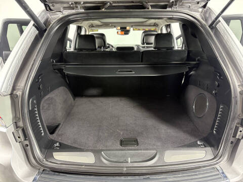 2020 Jeep Grand Cherokee Summit