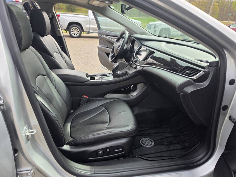 2017 Buick LaCrosse Essence