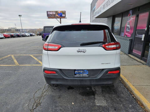 2017 Jeep Cherokee Sport