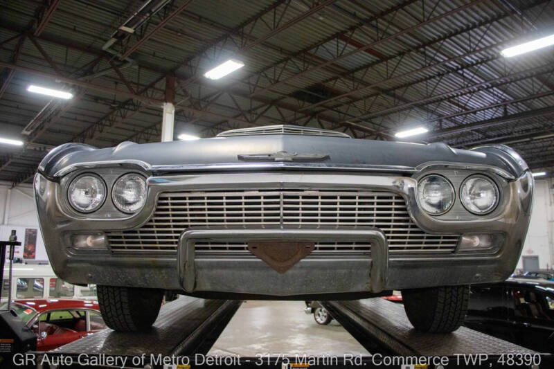 1961 Ford Thunderbird