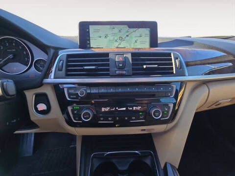 2017 BMW 3 Series 330e iPerformance