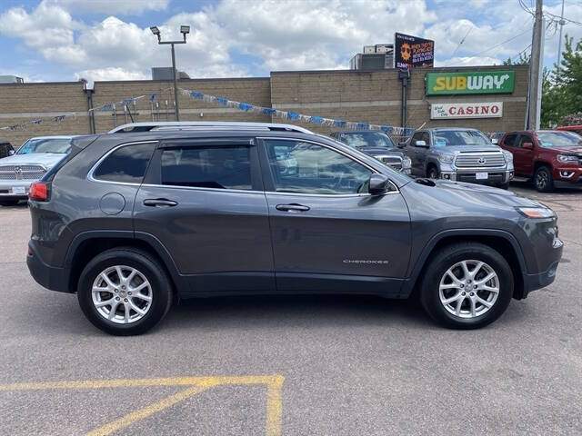 2016 Jeep Cherokee