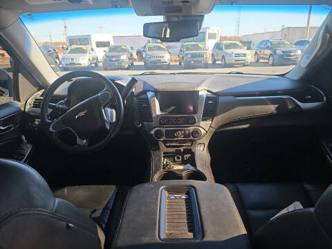 2017 Chevrolet Suburban LT