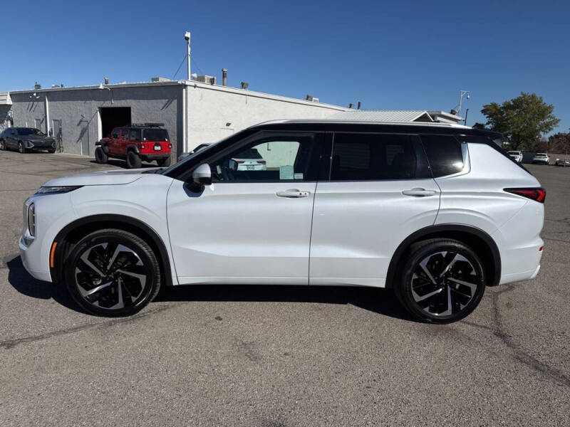 2024 Mitsubishi Outlander SEL