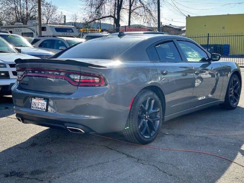 2019 Dodge Charger SXT