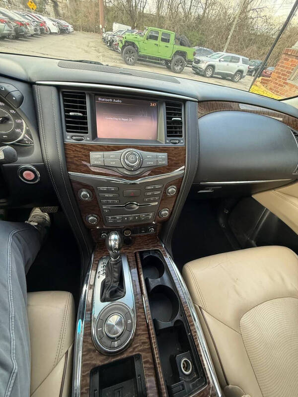2017 Nissan Armada Platinum