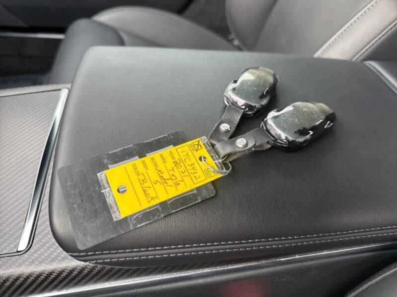 2021 Tesla Model S Plaid