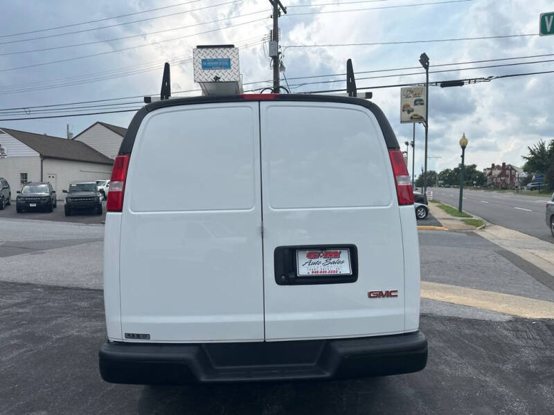 2021 GMC Savana 2500