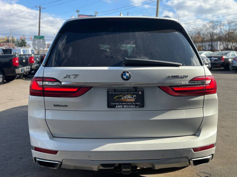 2022 BMW X7 40i photo 11