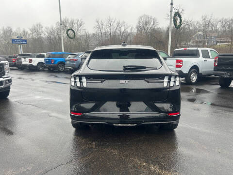 2025 Ford Mustang Mach-E GT