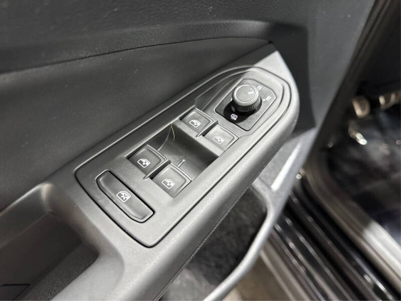 2023 Volkswagen Golf GTI SE