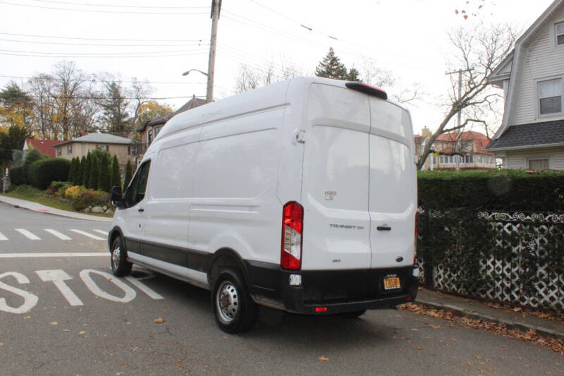 2023 Ford Transit 250