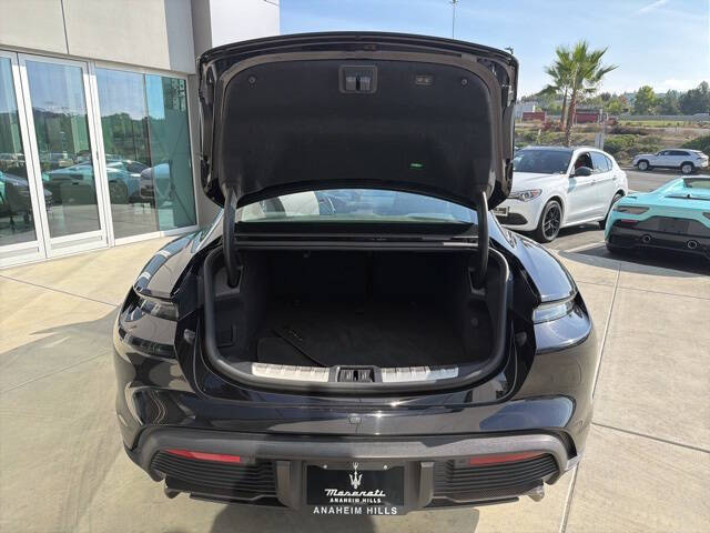 2021 Porsche Taycan Turbo S