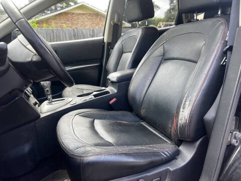 2013 Nissan Rogue SV w/SL Package
