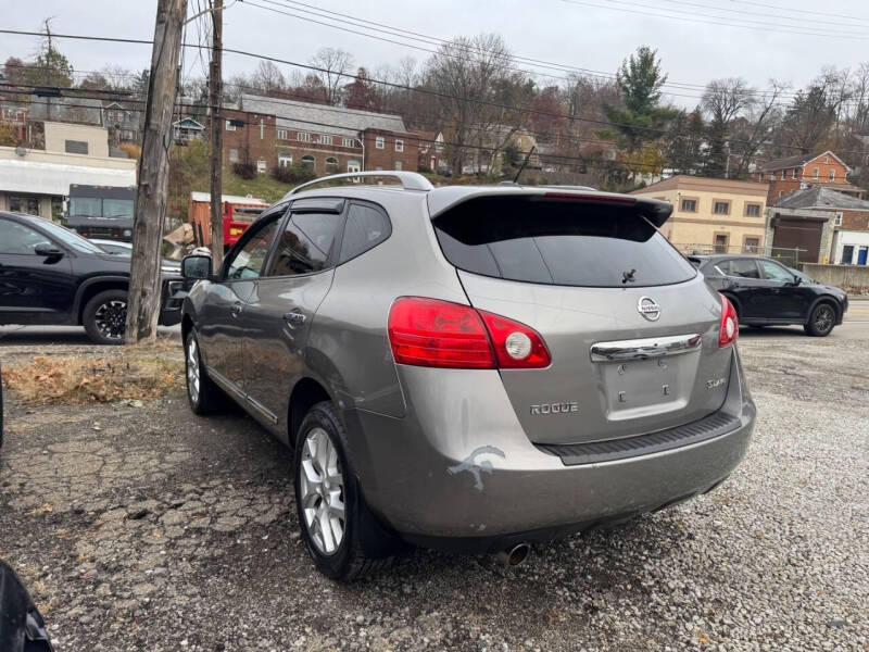 2011 Nissan Rogue SV