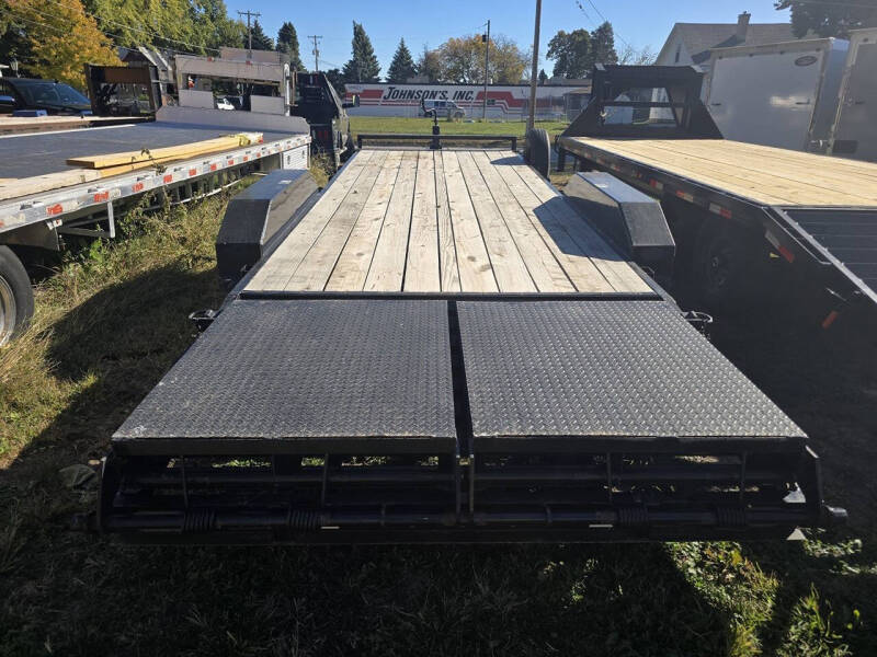 2024 H&H Trailers 82"+4'