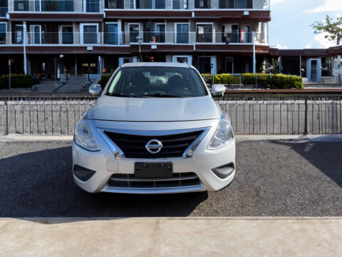 2017 Nissan Versa 1.6 S