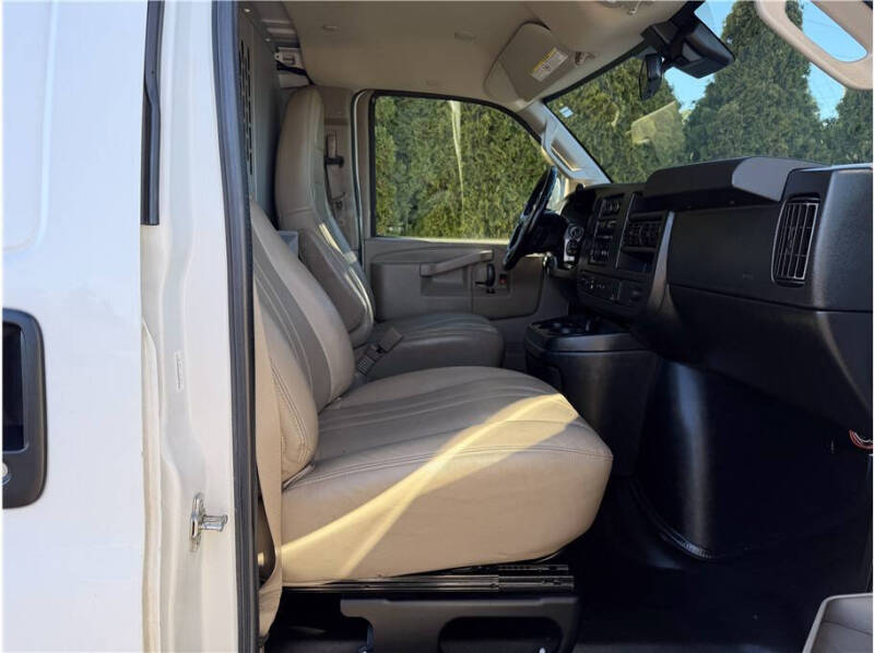 2021 Chevrolet Express 3500