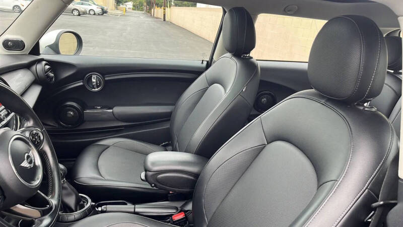 2015 MINI Hardtop 2 Door Cooper