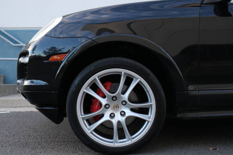 2009 Porsche Cayenne GTS Tiptronic