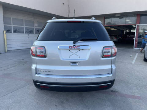 2015 GMC Acadia SLE-2