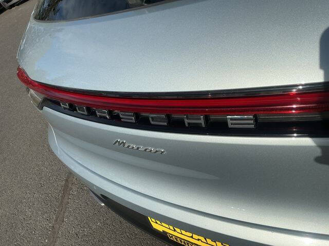 2021 Porsche Macan