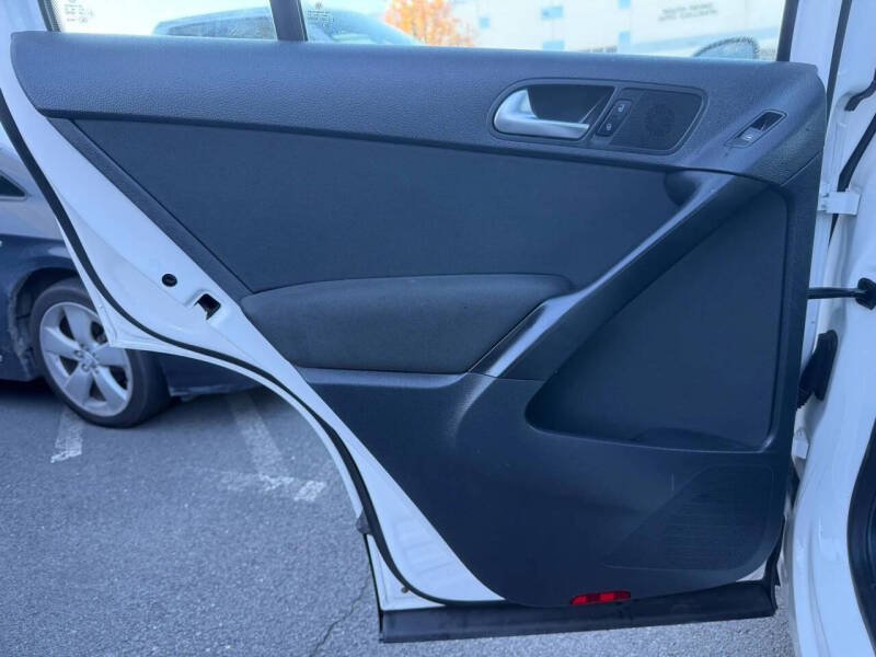 2012 Volkswagen Tiguan S