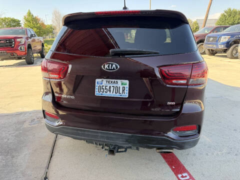 2020 Kia Sorento LX