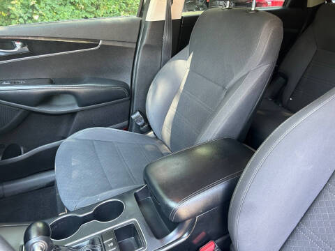 2018 Kia Sorento LX V6