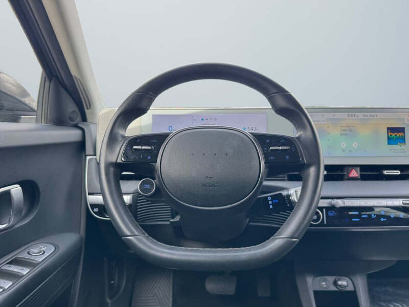 2024 Hyundai Ioniq 5 SE