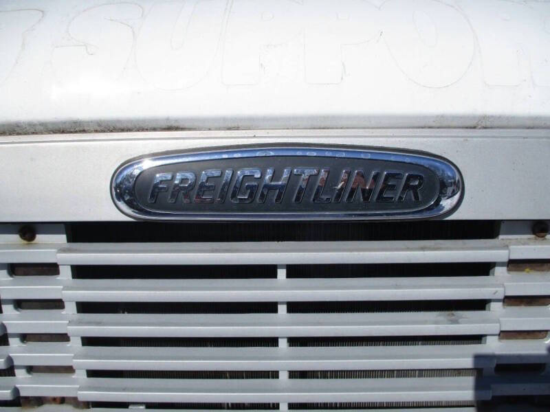 2000 Freightliner FL60