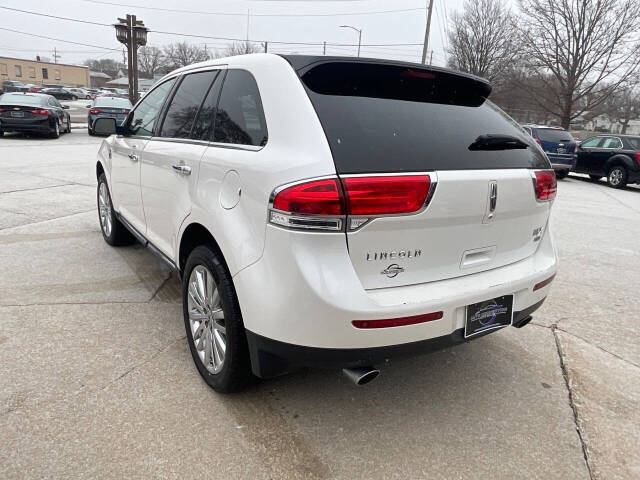 2015 Lincoln MKX for sale at Auto Connection in Waterloo, IA