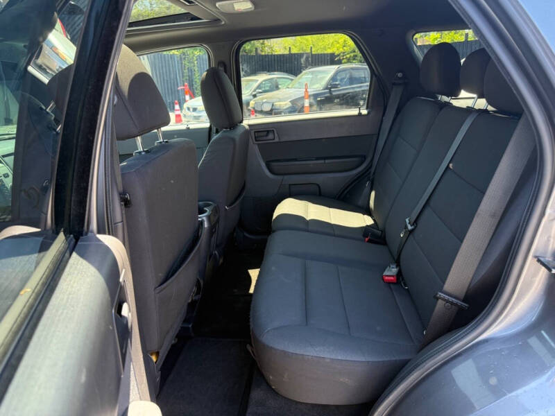 2011 Ford Escape XLT