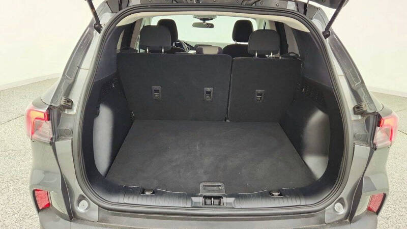 2022 Ford Escape S