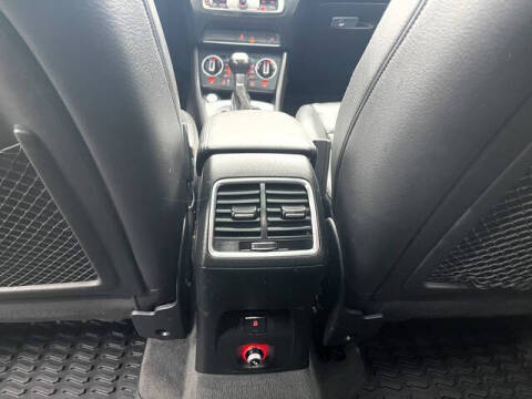 2017 Audi Q3 2.0T quattro Premium Plus