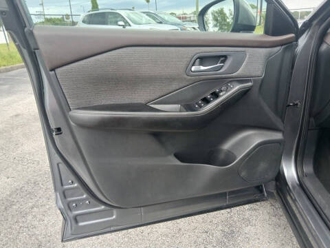 2022 Nissan Rogue SV