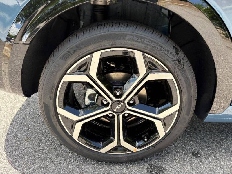 2025 Kia Niro EX Touring