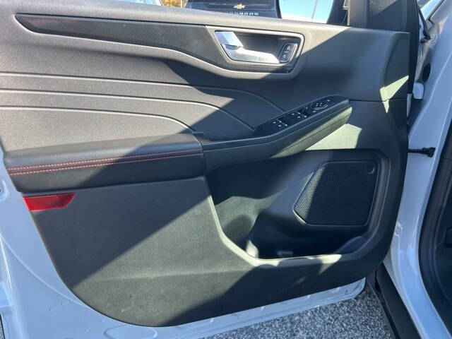 2025 Ford Escape ST-Line