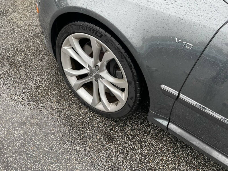 2008 Audi S8 quattro