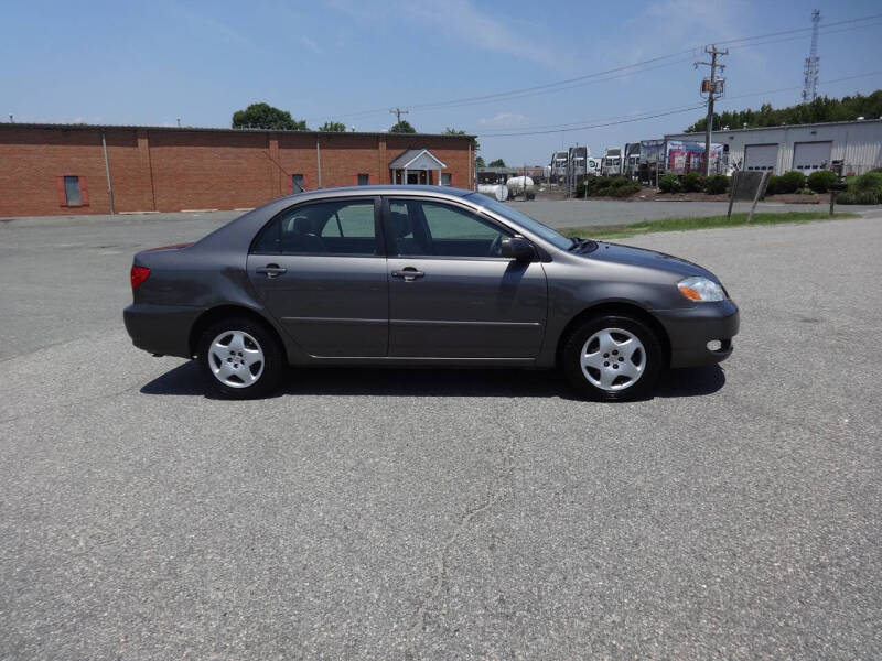 2005 Toyota Corolla LE