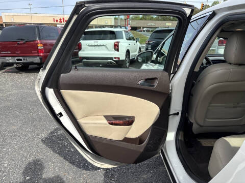 2012 Buick Verano Leather Group