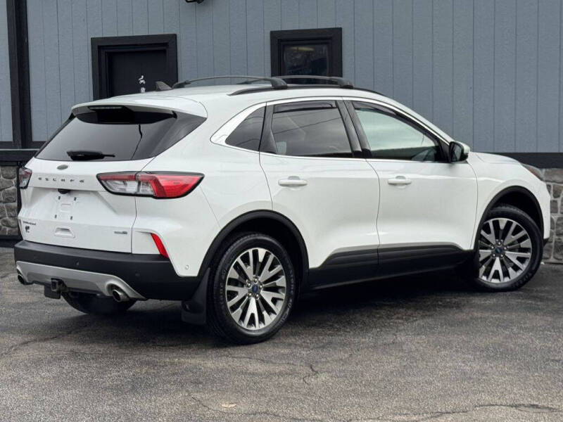 2020 Ford Escape Titanium