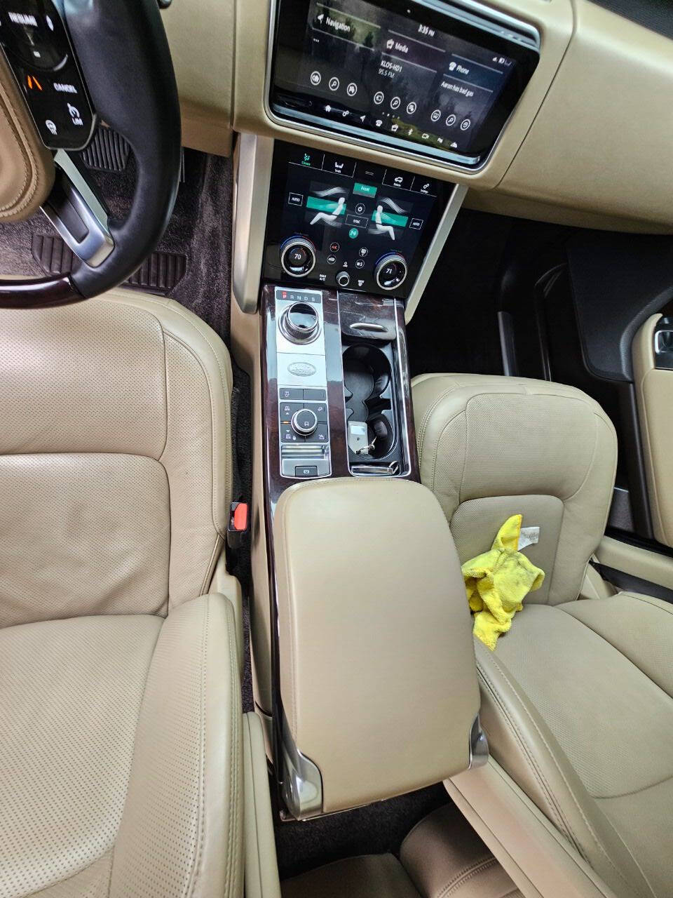 2020 Land Rover Range Rover 29
