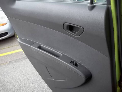 2013 Chevrolet Spark 1LT Auto